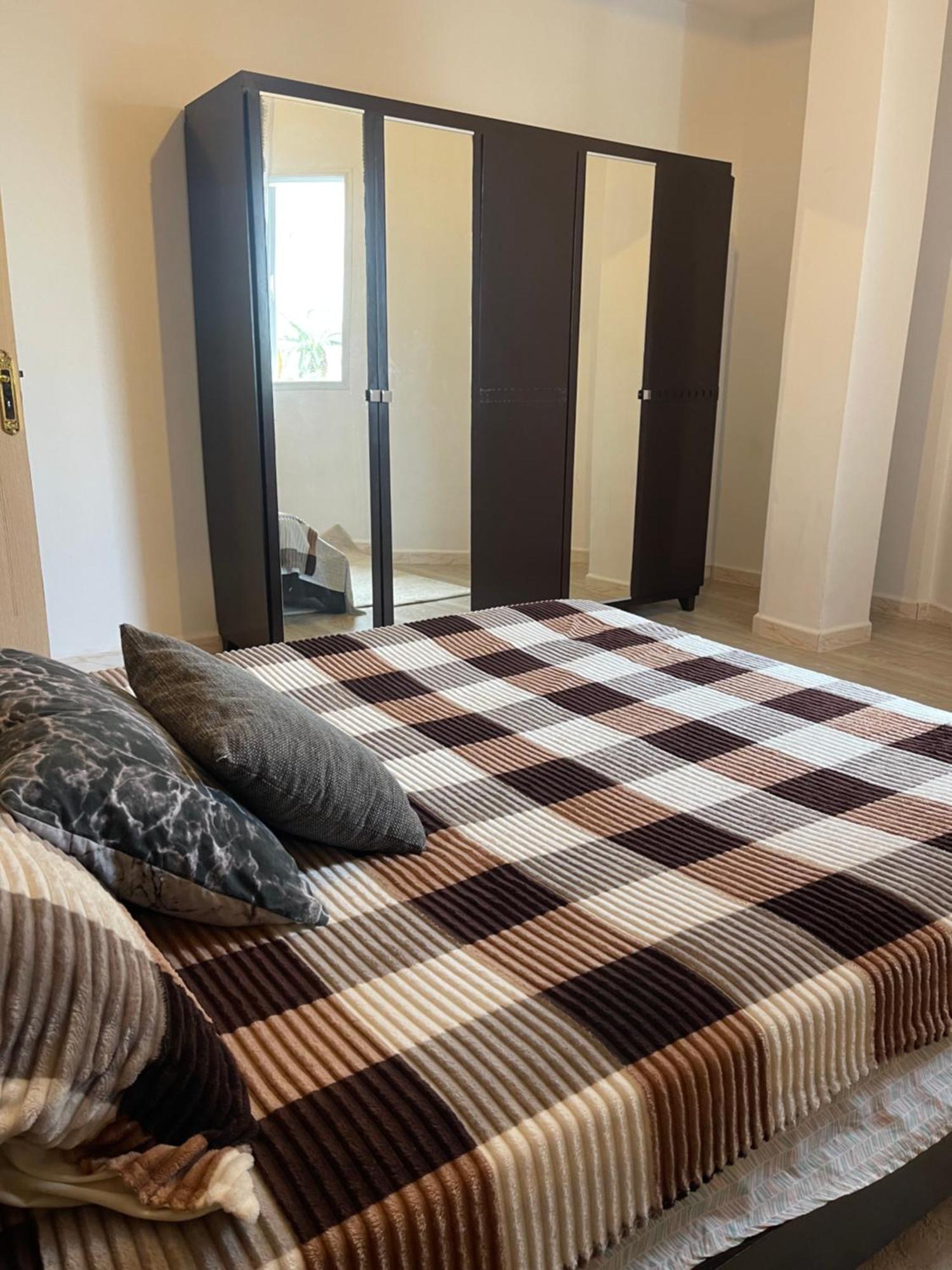 Cosy Furnished Appartment Ezzahra ภายนอก รูปภาพ